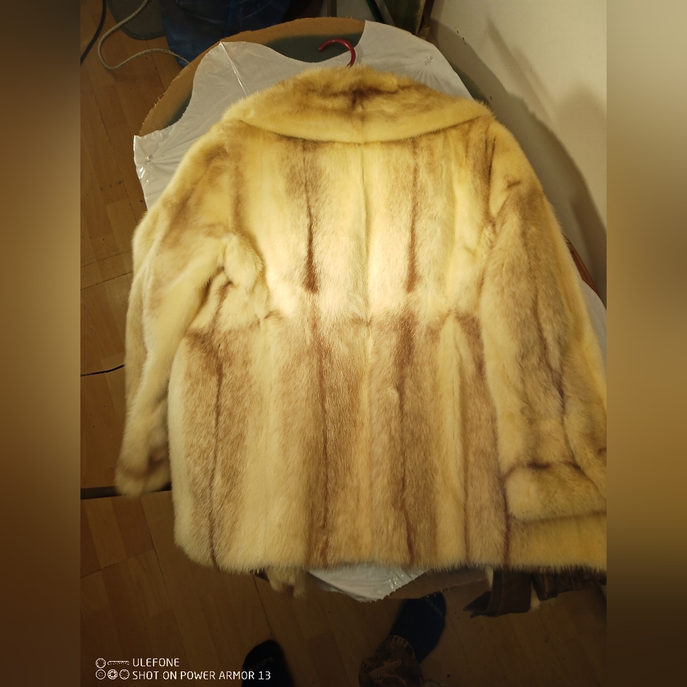 Authentique Minx fur coat